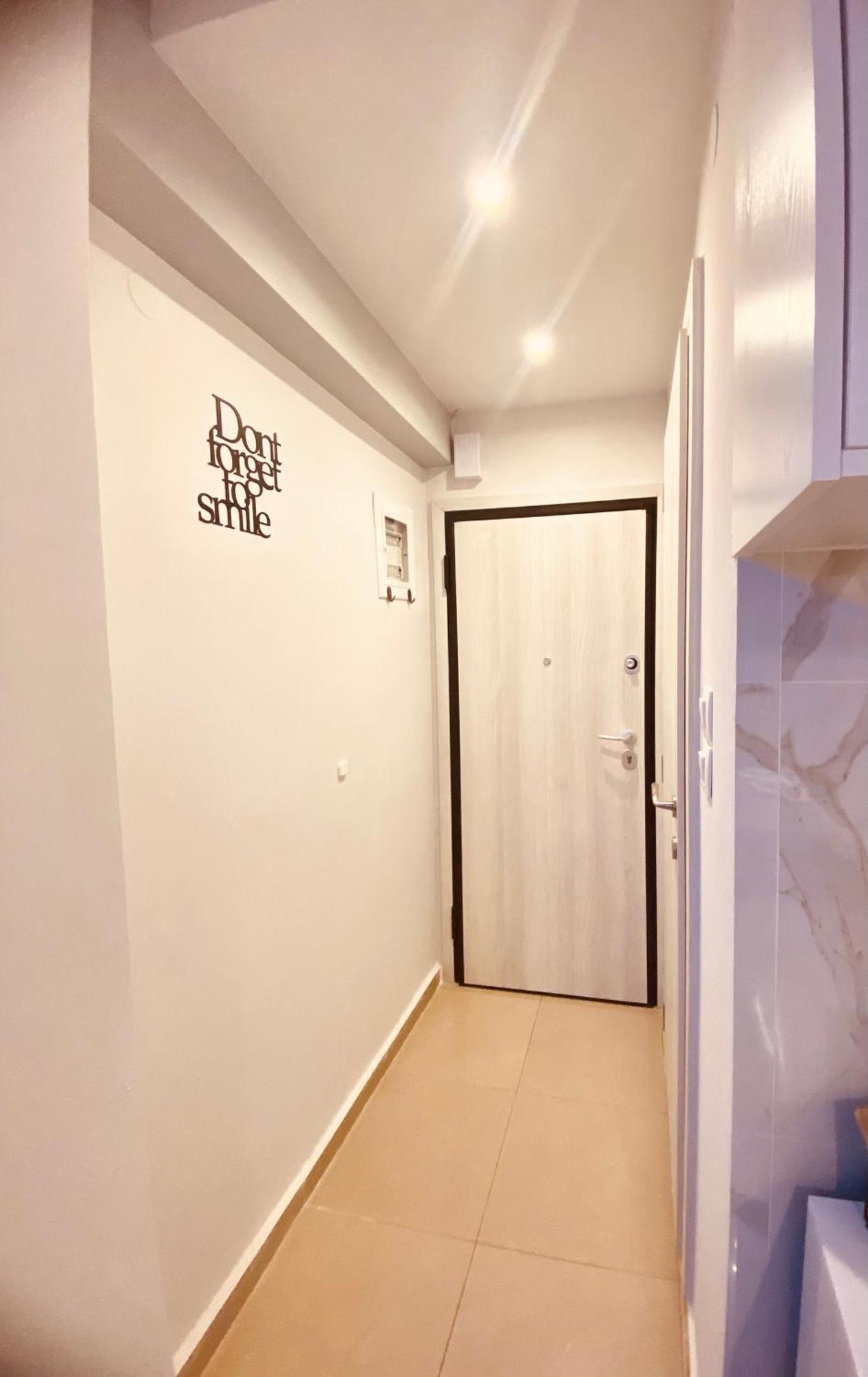 Appartement Neon Pulse - Casa Nativa Thessaloniki